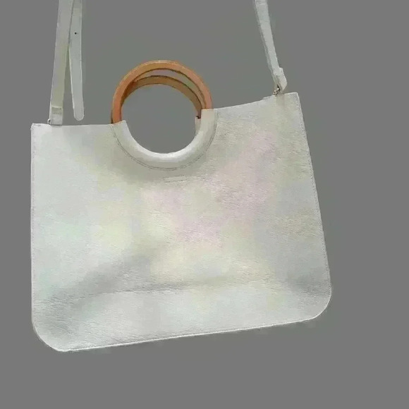 Handbags - White faux Leather Tote